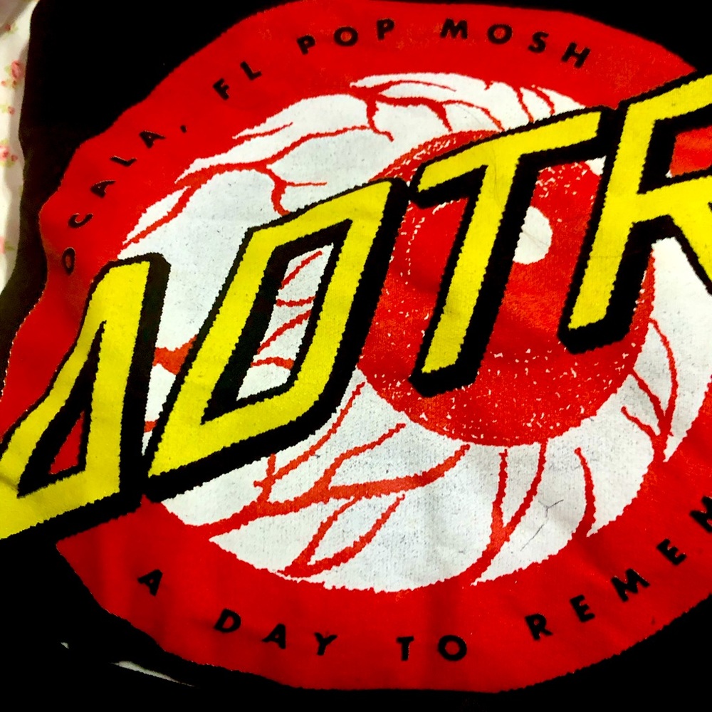 A day to remember zip up